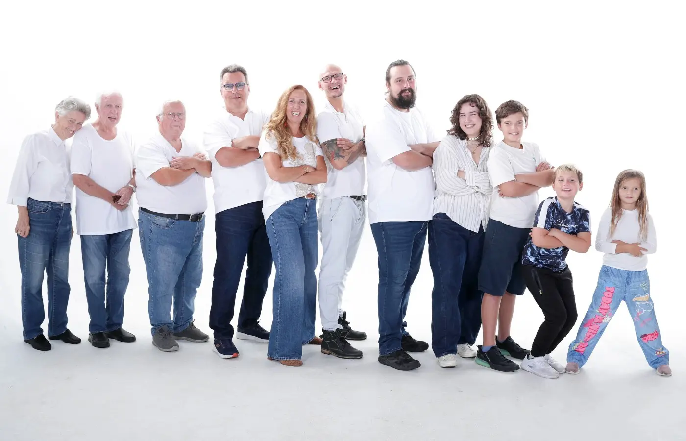 Familienfotos im Studio: so hilft ein Farbkonzept bei ruhigen Bildern